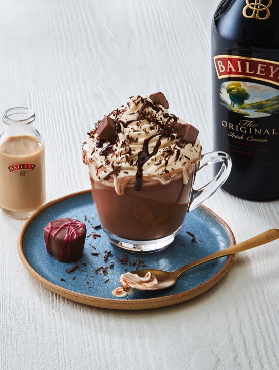 Receta de Chocolate Caliente con Baileys | Baileys MX